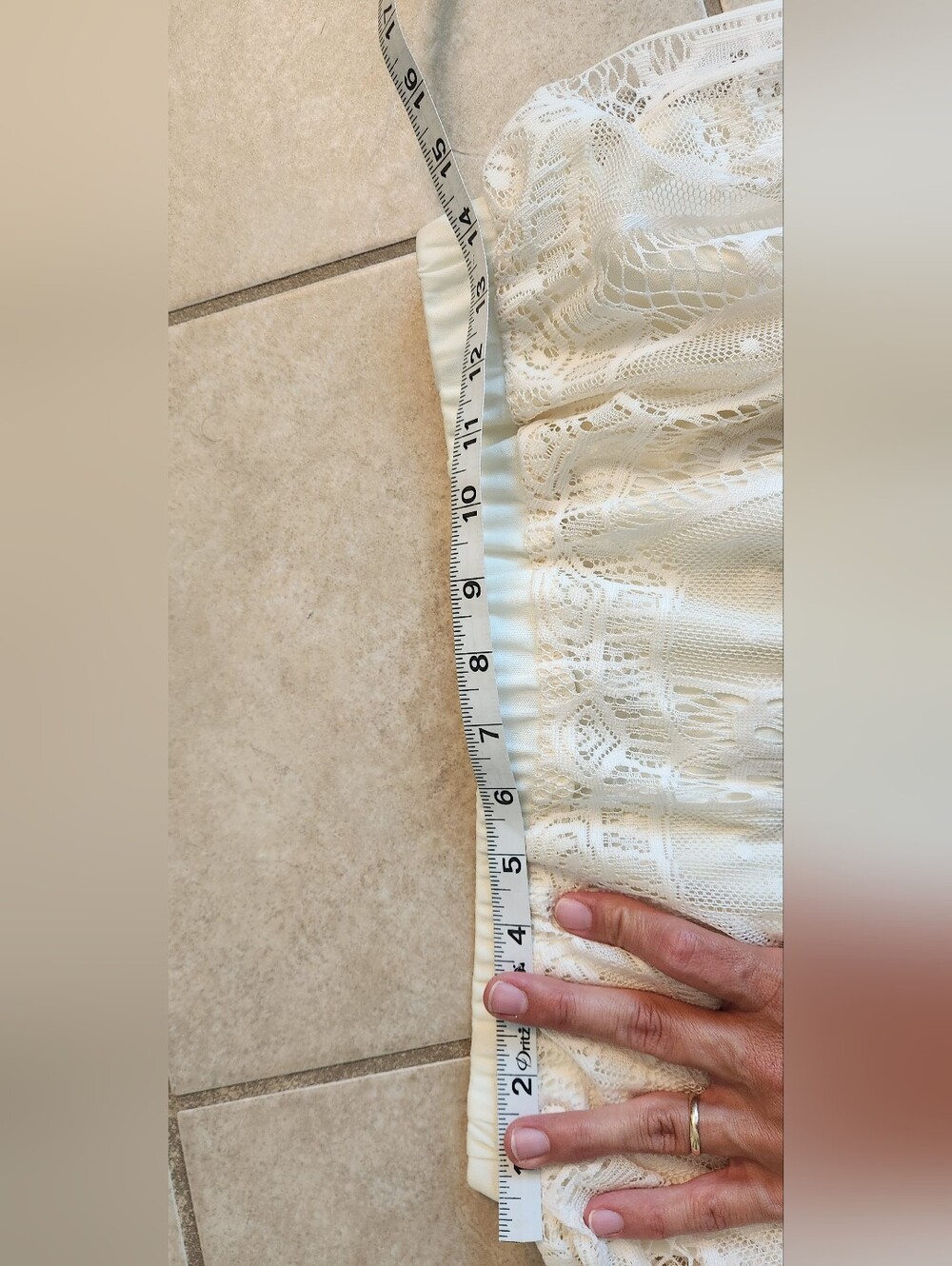 Stunning Lace True Midi Cream SkirtCream Lace A-Line Midi Skirt Size Large - Picture 3 of 4